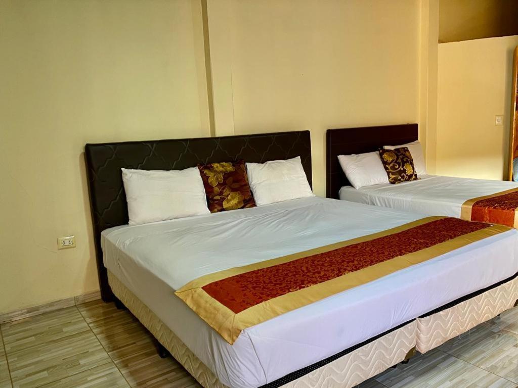 פוארטו איגואסו Hotel Amayal מראה חיצוני תמונה