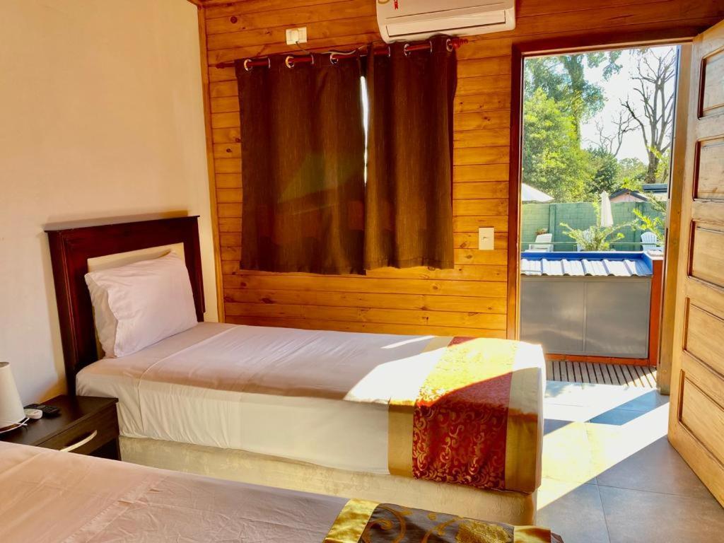 פוארטו איגואסו Hotel Amayal מראה חיצוני תמונה