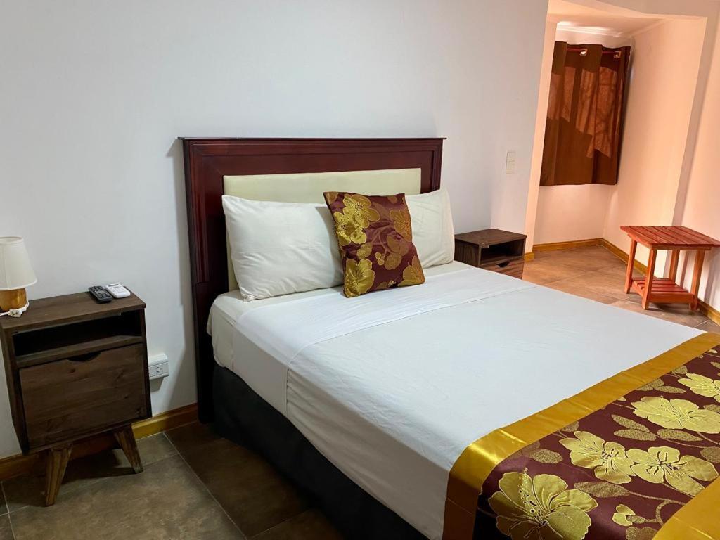 פוארטו איגואסו Hotel Amayal מראה חיצוני תמונה