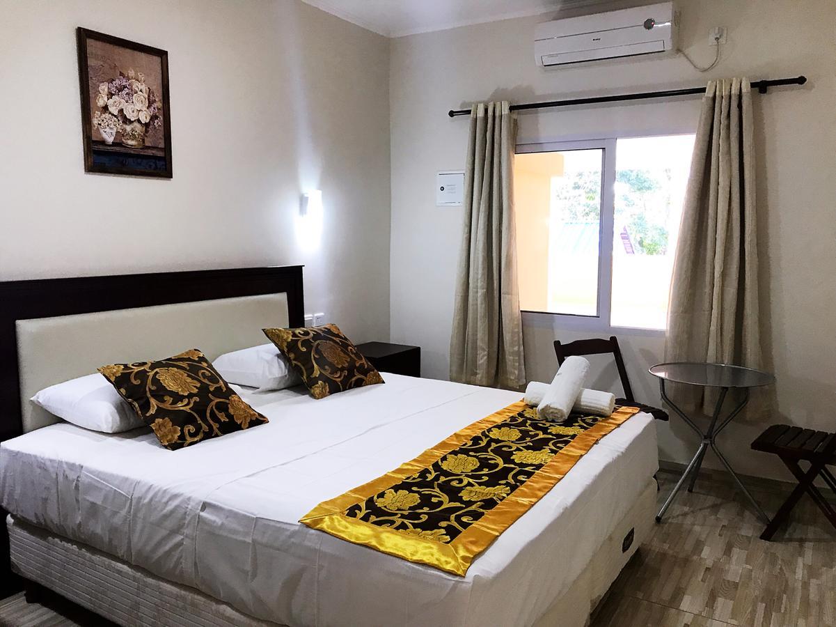 פוארטו איגואסו Hotel Amayal מראה חיצוני תמונה